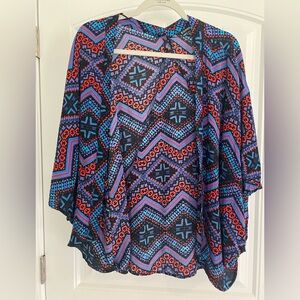 Express Colorful Geometric Patterned Kimono